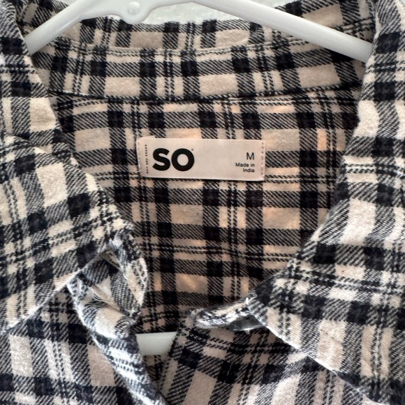 NWT!! SO Black and White Plaid Shirt - Picture 2 of 6